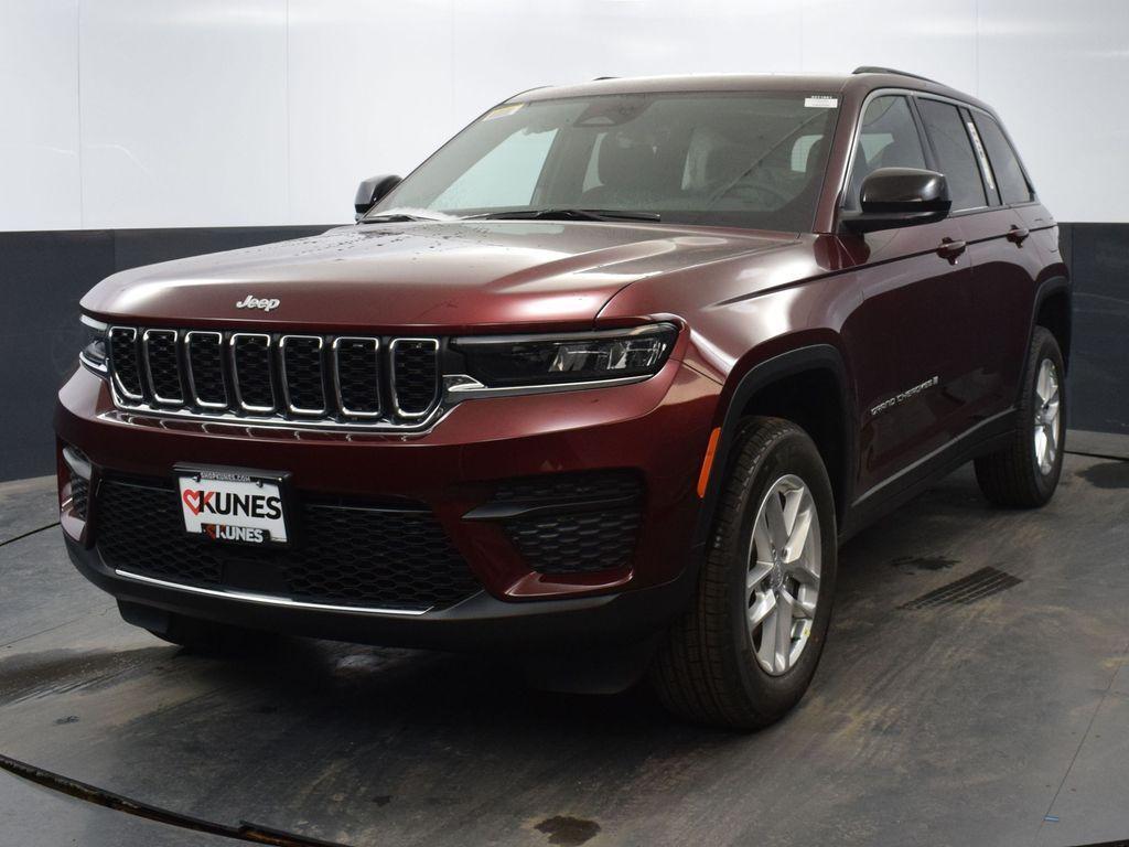 new 2025 Jeep Grand Cherokee car, priced at $38,958