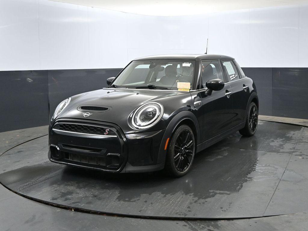 used 2024 MINI Hardtop car, priced at $26,329