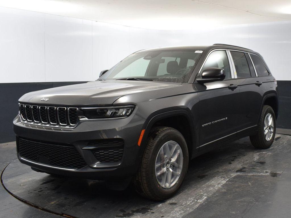 new 2025 Jeep Grand Cherokee car, priced at $38,958