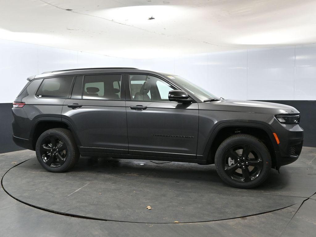 new 2025 Jeep Grand Cherokee L car, priced at $47,214