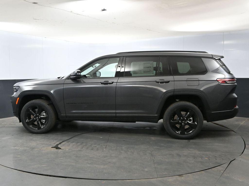 new 2025 Jeep Grand Cherokee L car, priced at $47,214