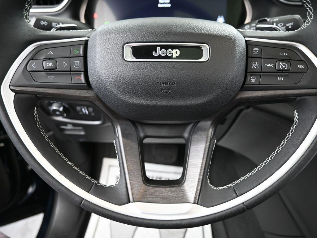 used 2023 Jeep Grand Cherokee L car, priced at $37,260