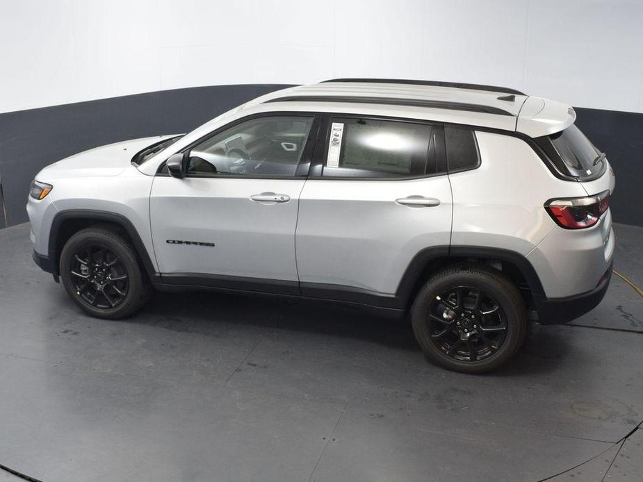 new 2025 Jeep Compass car, priced at $28,835