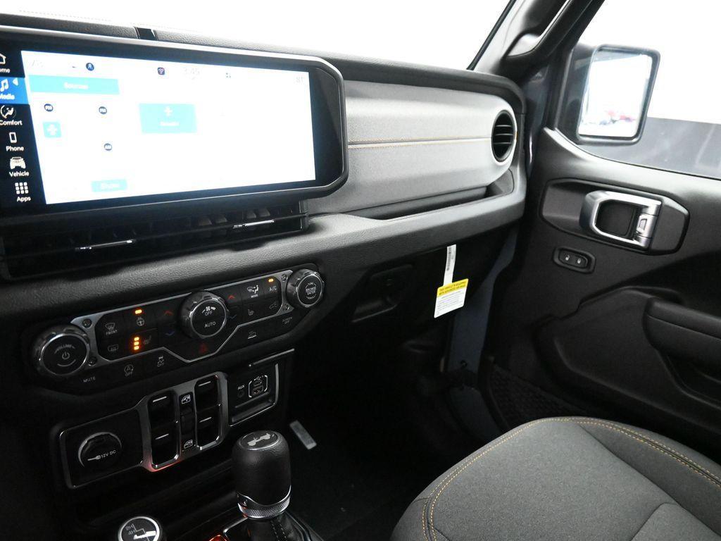 new 2026 Jeep Wrangler car, priced at $47,166