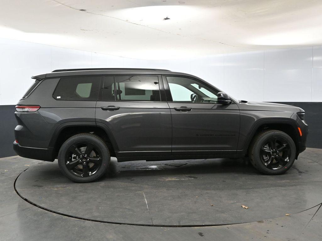 new 2025 Jeep Grand Cherokee L car, priced at $47,037