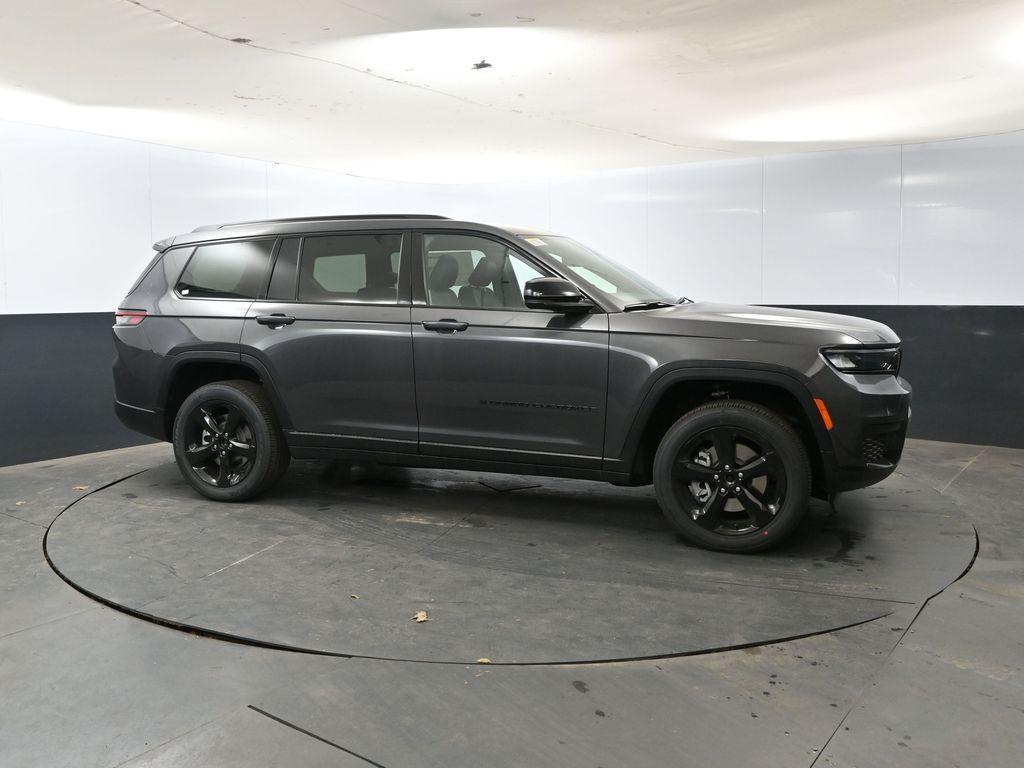 new 2025 Jeep Grand Cherokee L car, priced at $47,212
