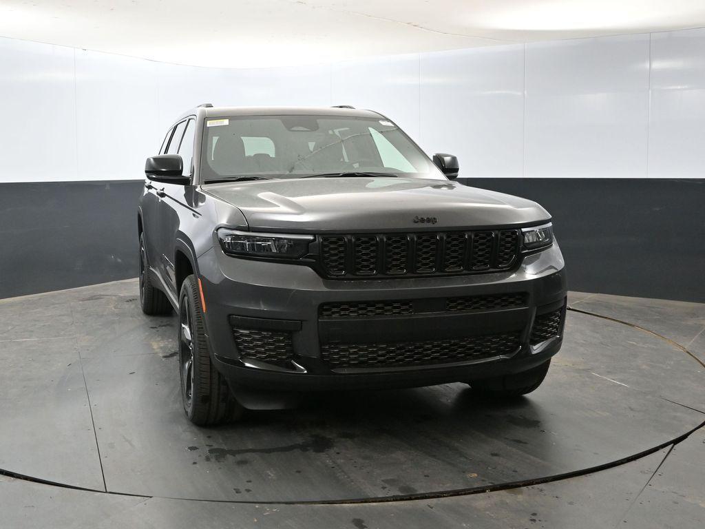 new 2025 Jeep Grand Cherokee L car, priced at $47,212