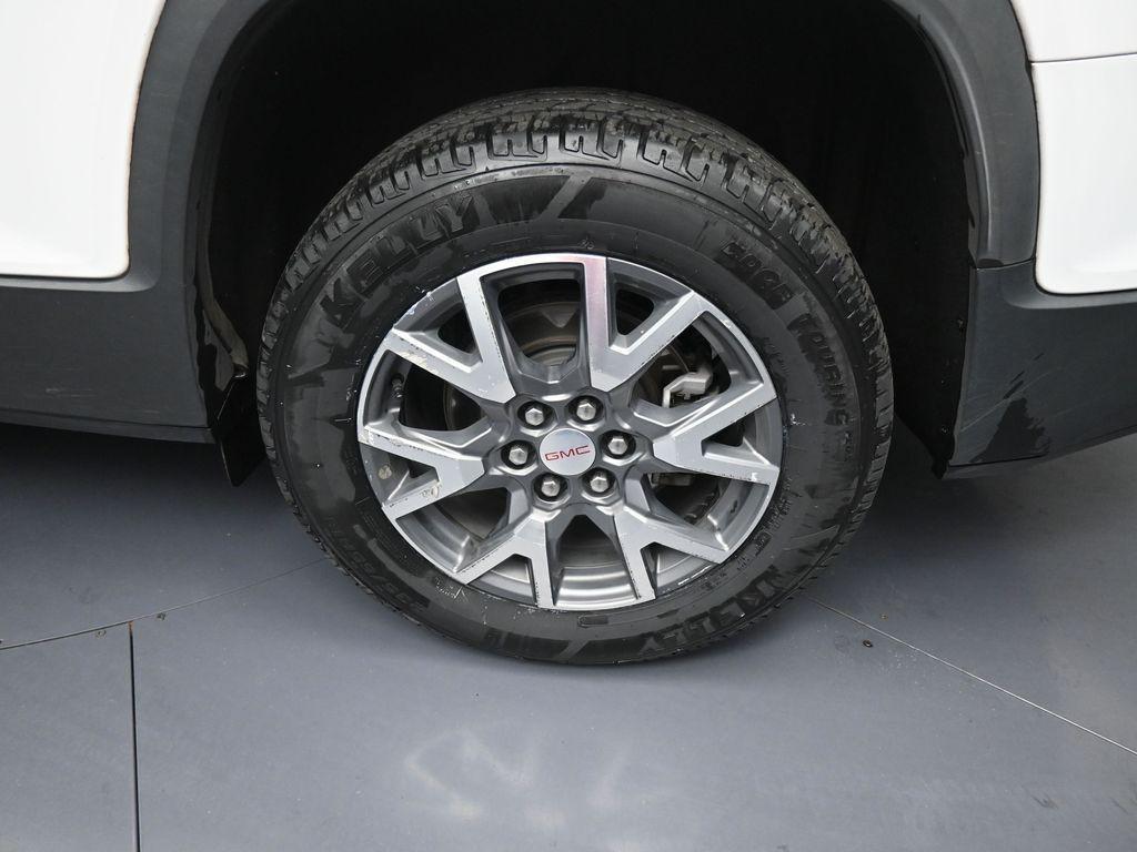 used 2023 GMC Acadia car, priced at $25,627