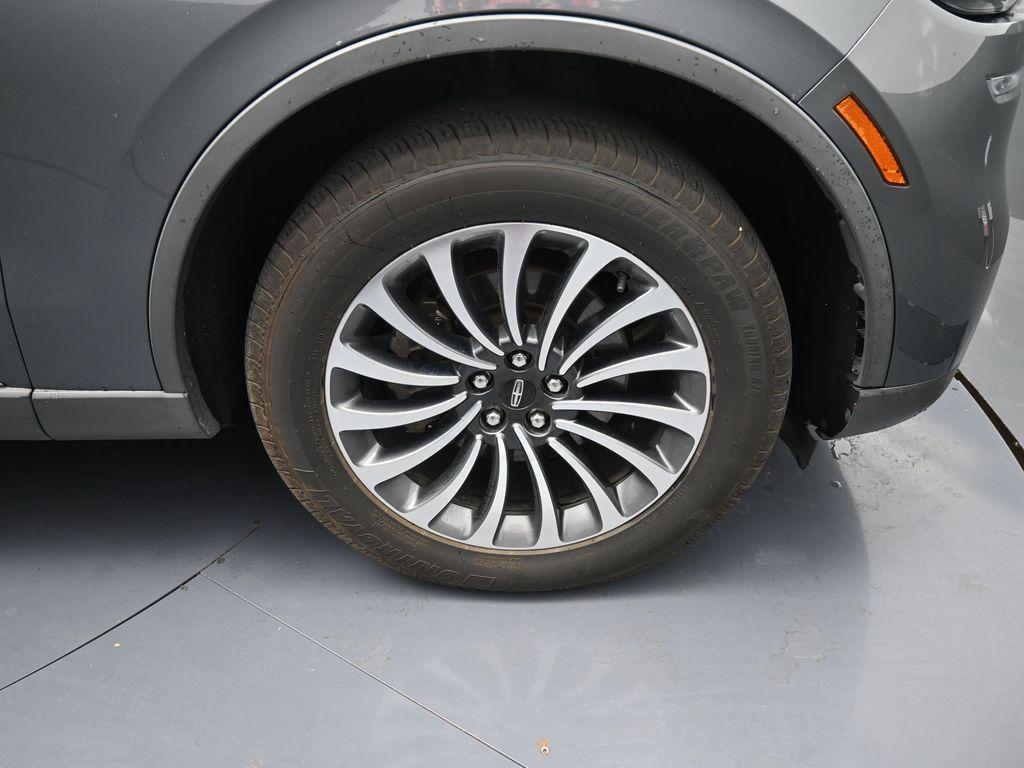 used 2021 Lincoln Aviator car, priced at $35,401