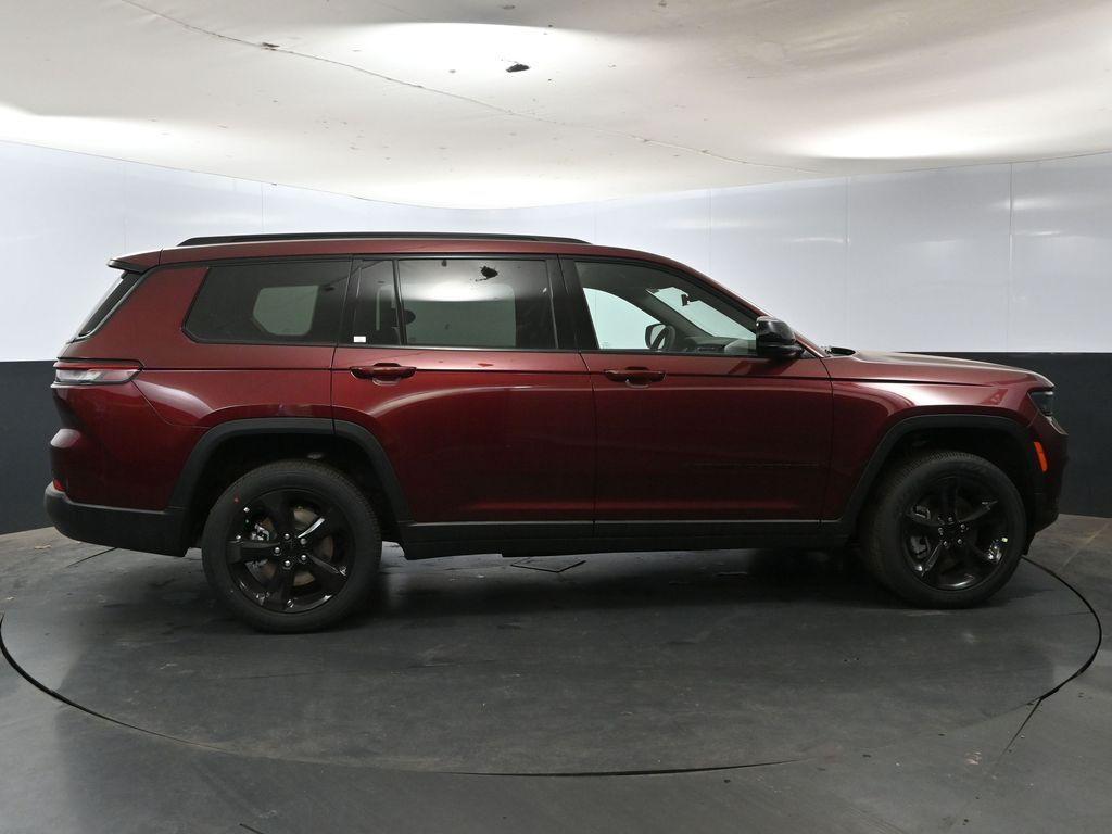 new 2025 Jeep Grand Cherokee L car, priced at $51,370