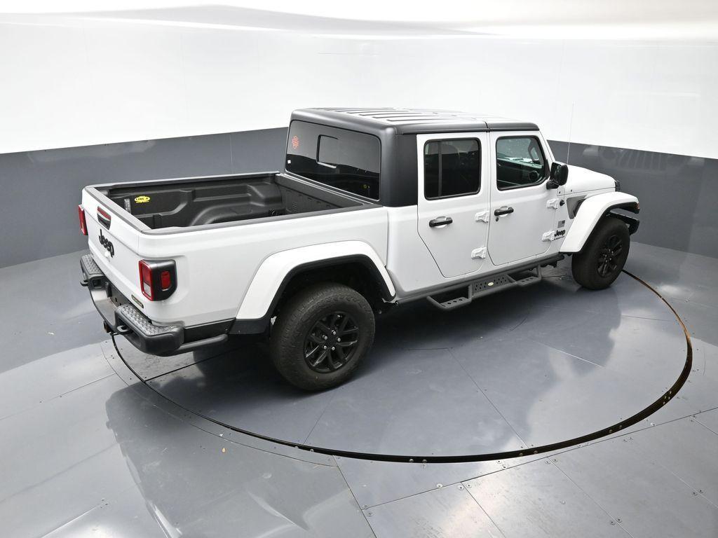 used 2023 Jeep Gladiator car