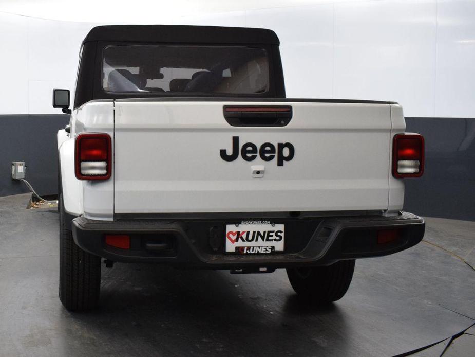 new 2024 Jeep Gladiator car, priced at $36,474