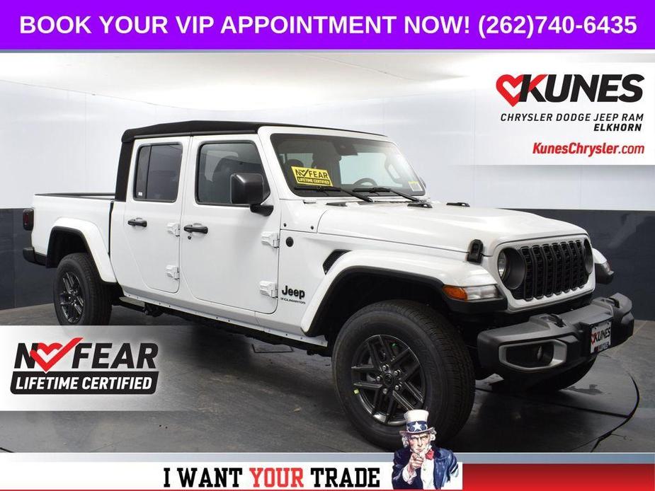 new 2024 Jeep Gladiator car, priced at $36,474