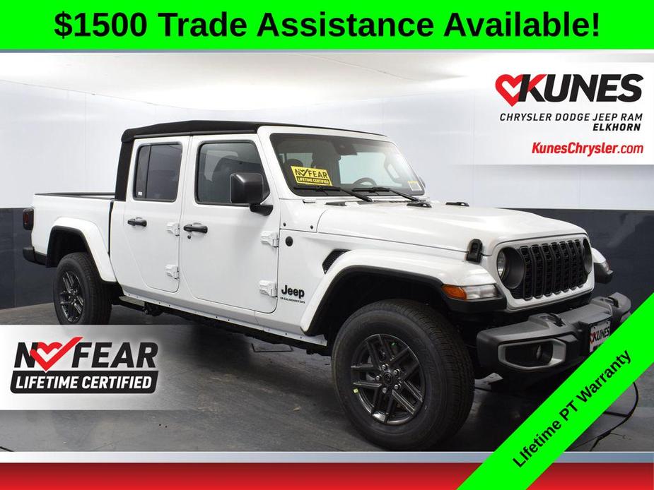 new 2024 Jeep Gladiator car, priced at $42,053