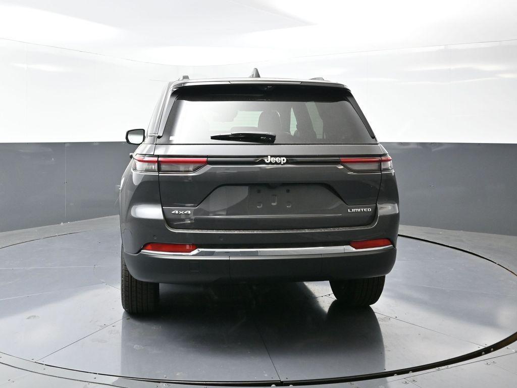 new 2025 Jeep Grand Cherokee car, priced at $50,408