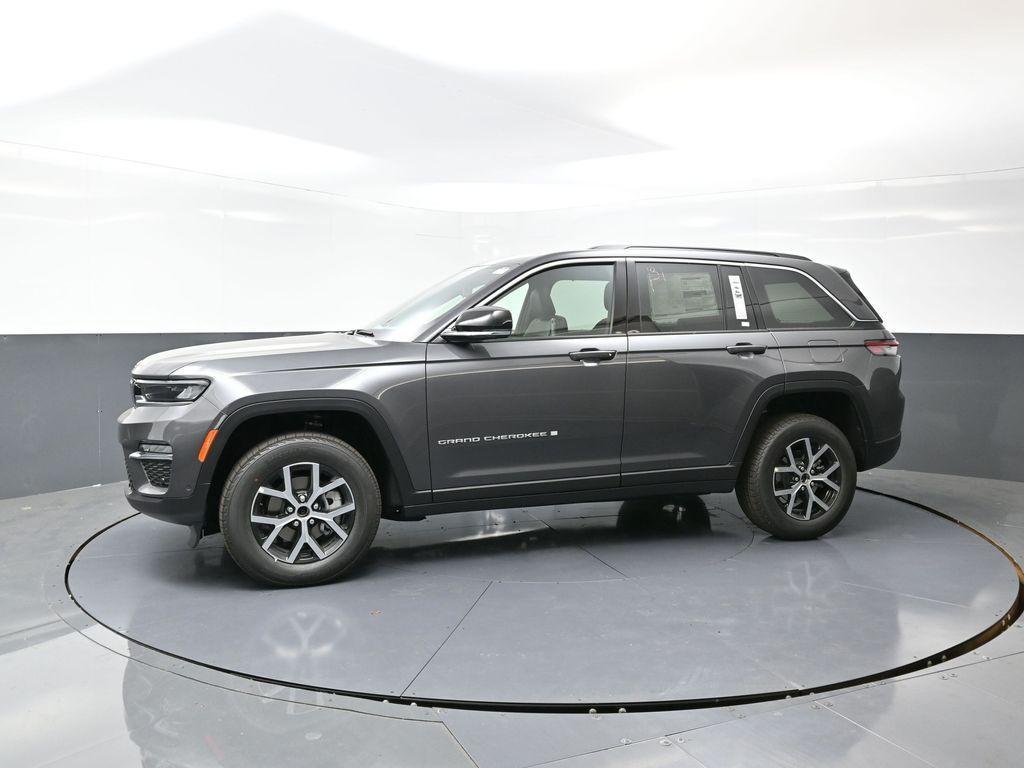 new 2025 Jeep Grand Cherokee car, priced at $50,408