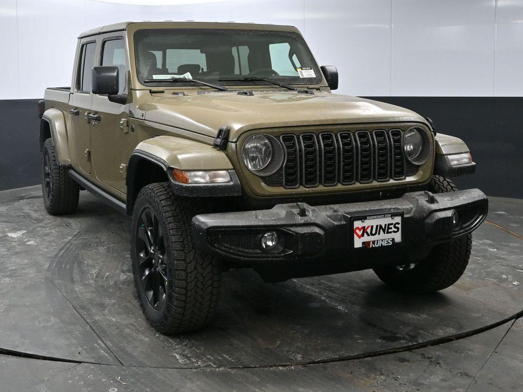 new 2025 Jeep Gladiator car, priced at $40,606