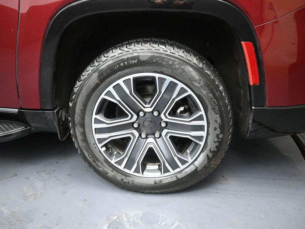 used 2023 Jeep Wagoneer L car, priced at $36,178