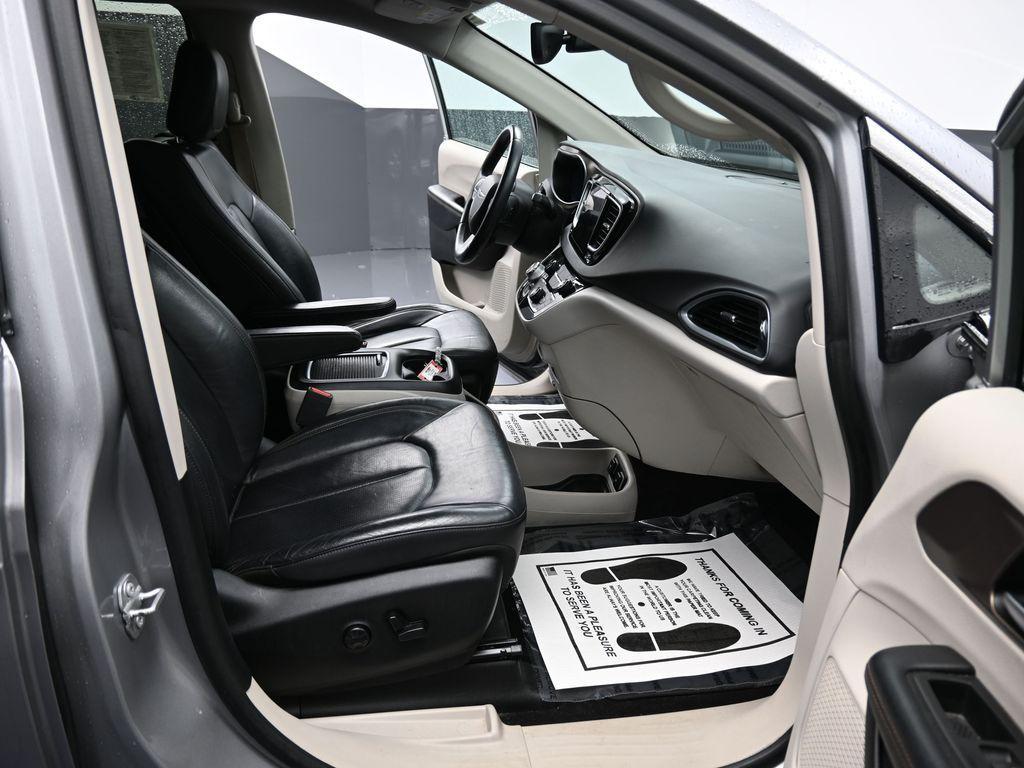 used 2017 Chrysler Pacifica car, priced at $12,419