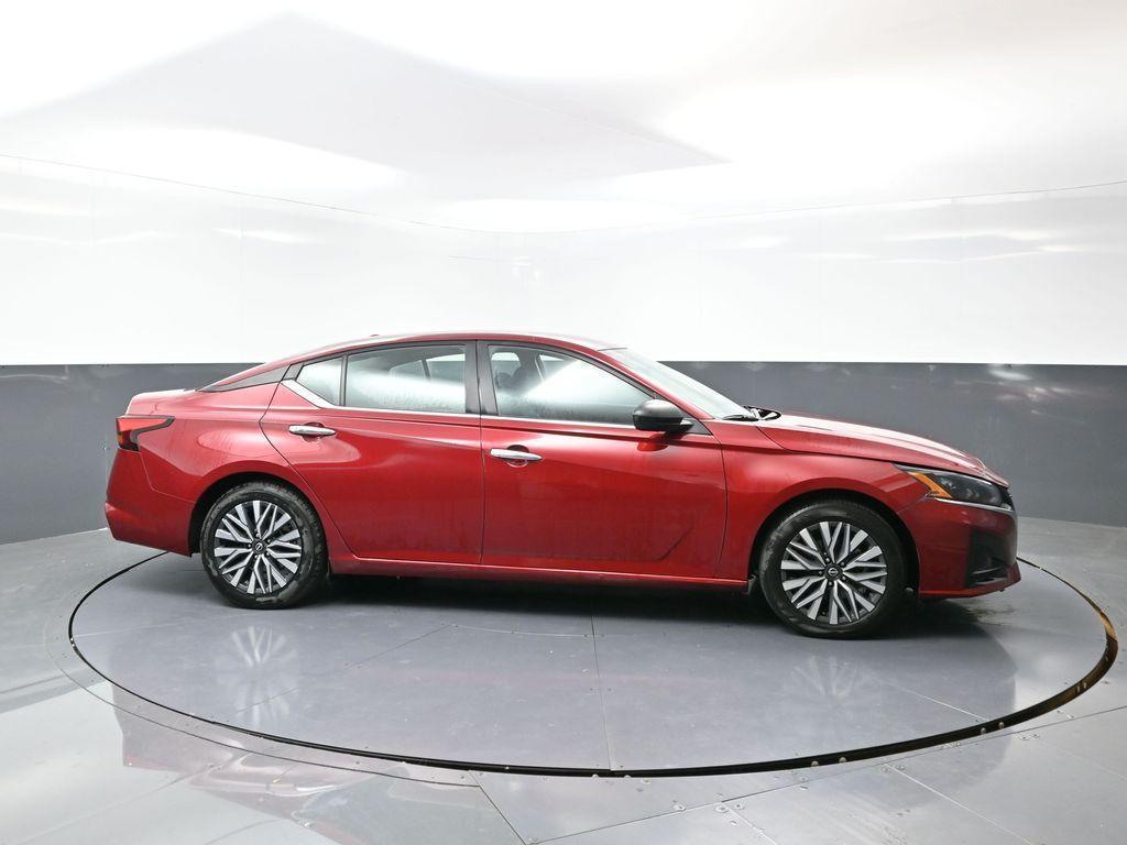 used 2025 Nissan Altima car, priced at $18,924