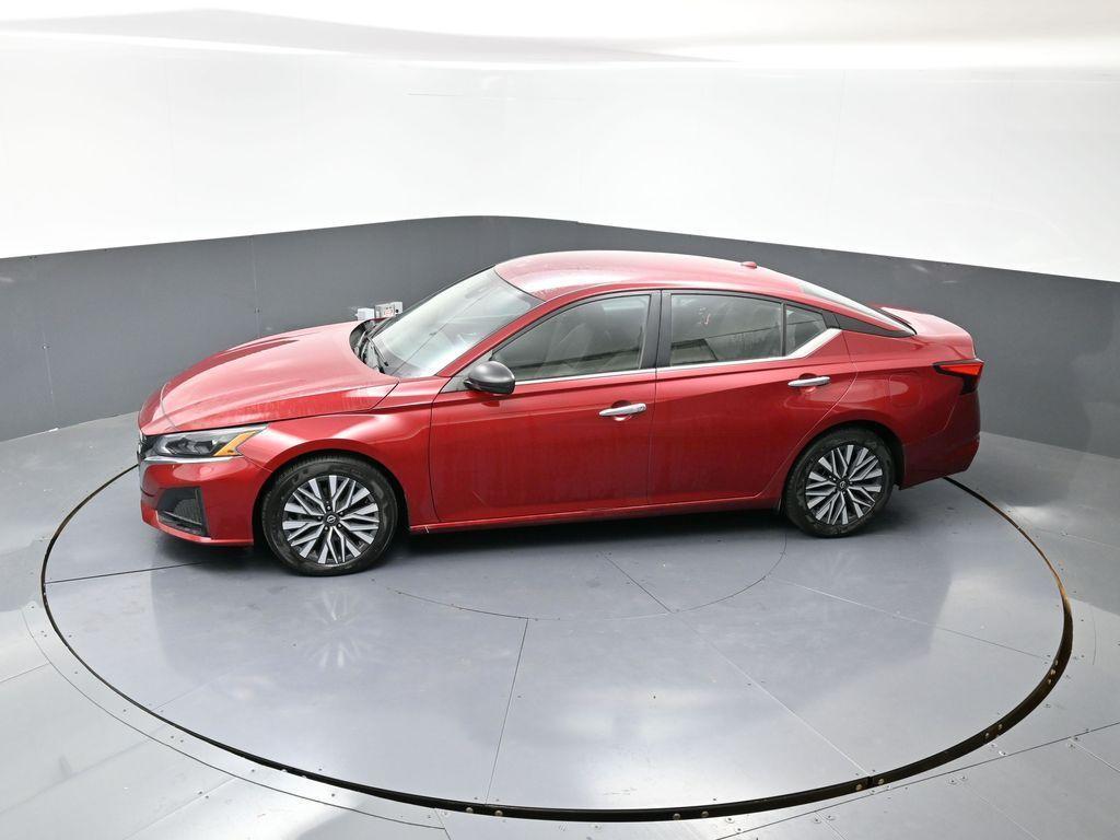 used 2025 Nissan Altima car, priced at $18,924