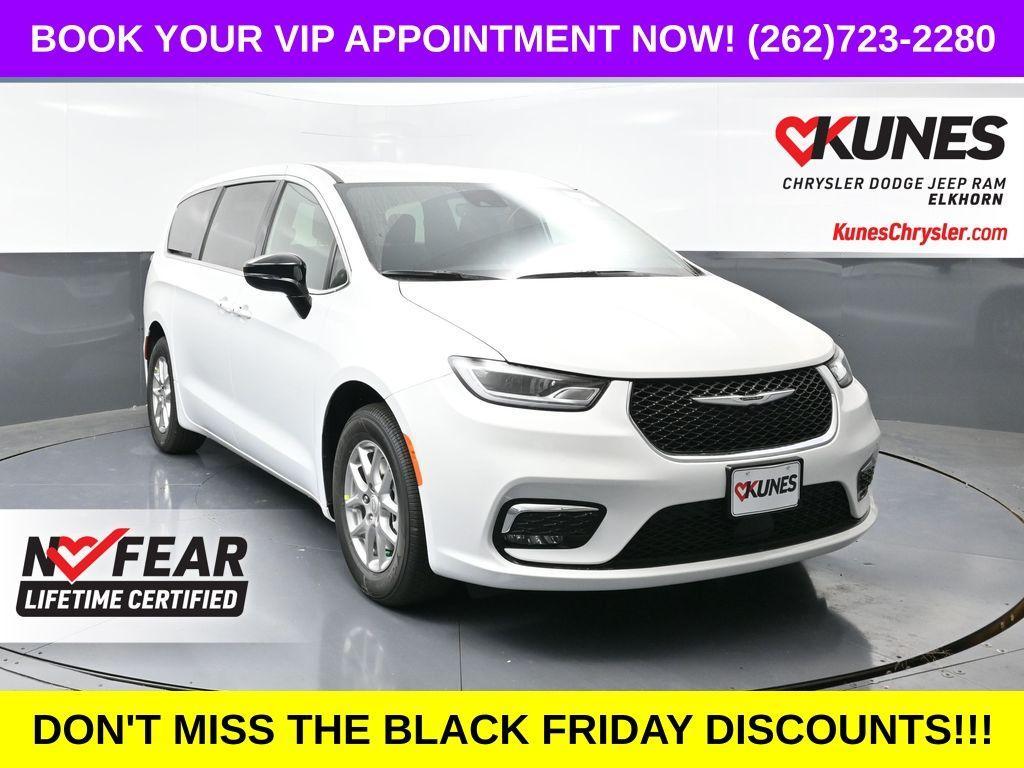 new 2026 Chrysler Pacifica car, priced at $41,566