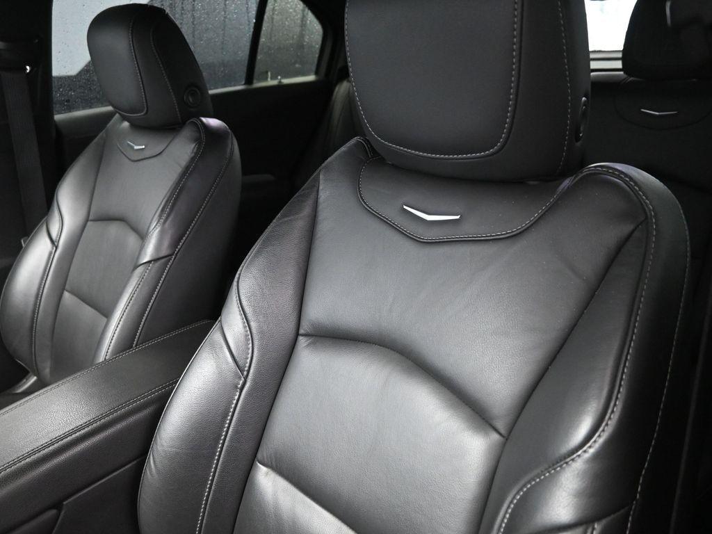 used 2023 Cadillac XT4 car, priced at $27,006