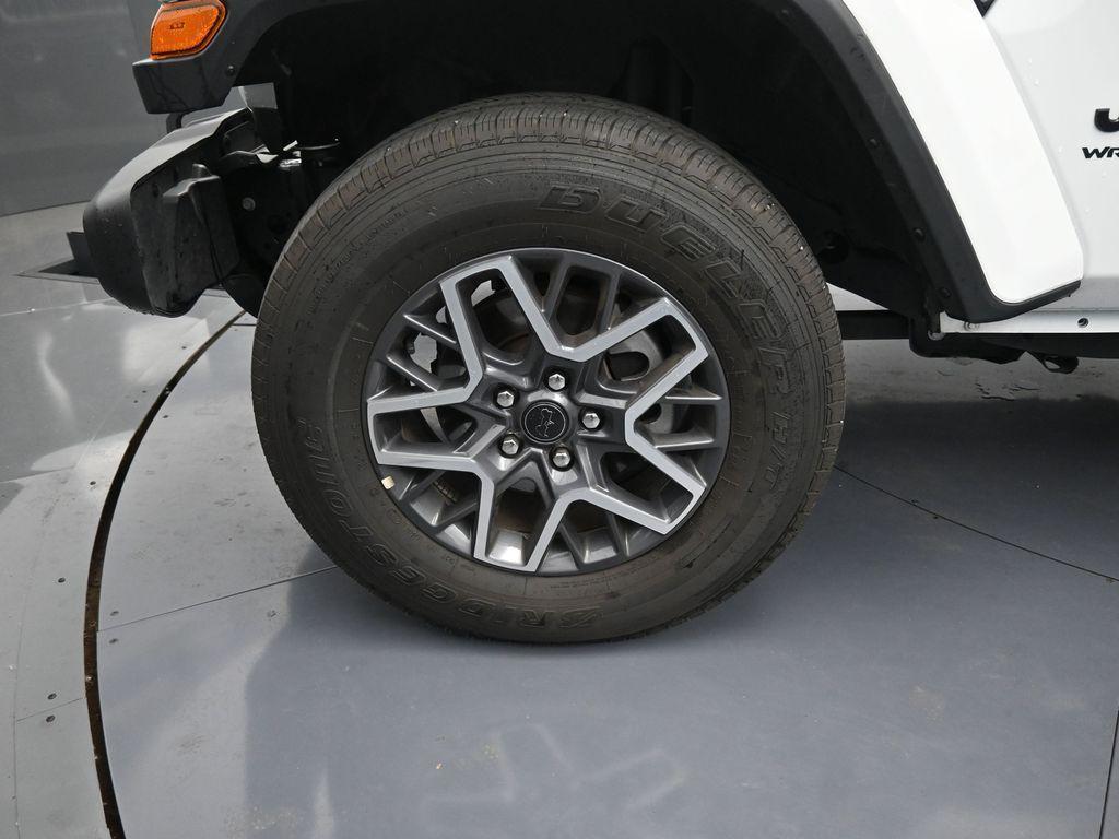 used 2025 Jeep Wrangler car, priced at $39,909