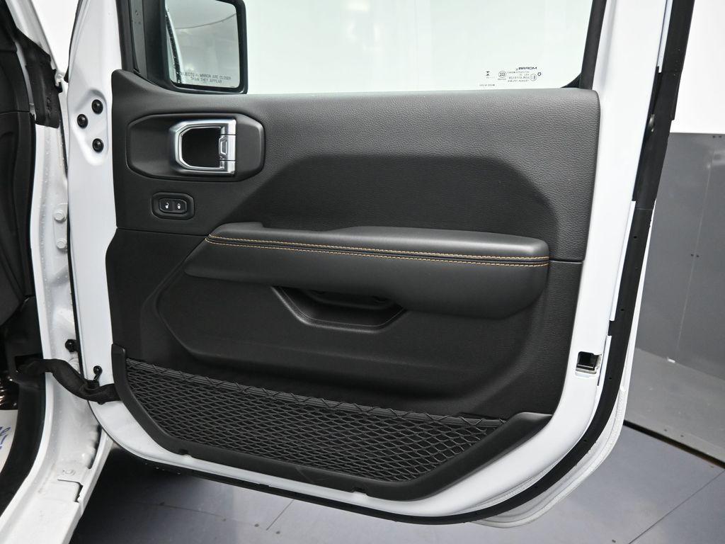 used 2025 Jeep Wrangler car, priced at $39,909