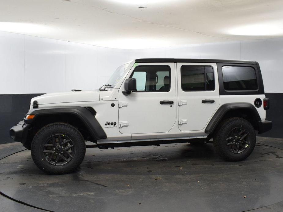 new 2025 Jeep Wrangler car, priced at $44,674