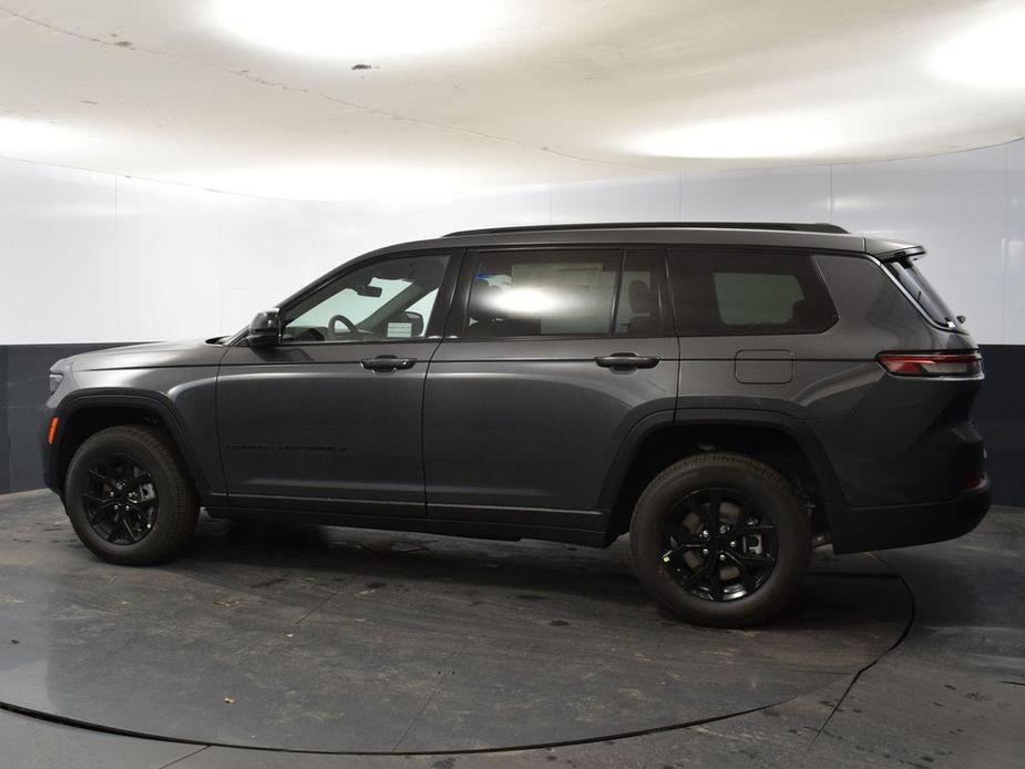 new 2025 Jeep Grand Cherokee L car, priced at $42,584