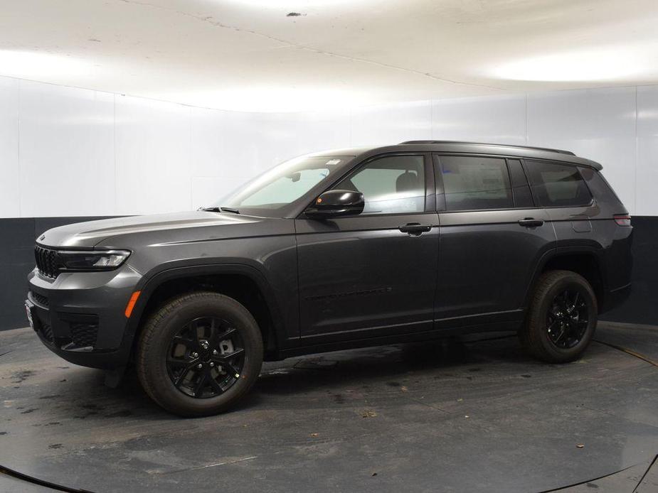 new 2025 Jeep Grand Cherokee L car, priced at $42,584