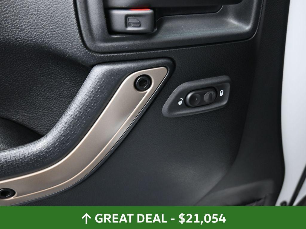 used 2016 Jeep Wrangler Unlimited car, priced at $21,054