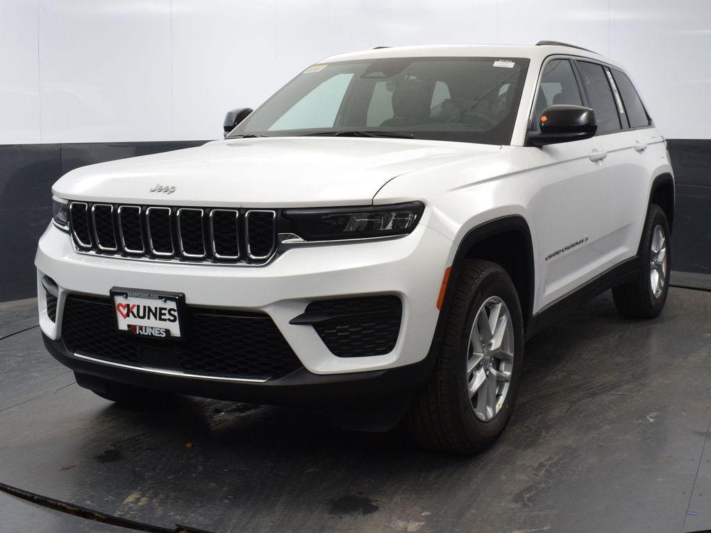 new 2025 Jeep Grand Cherokee car, priced at $35,943