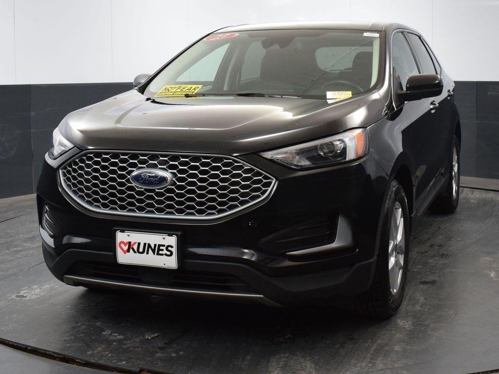 used 2023 Ford Edge car, priced at $23,820