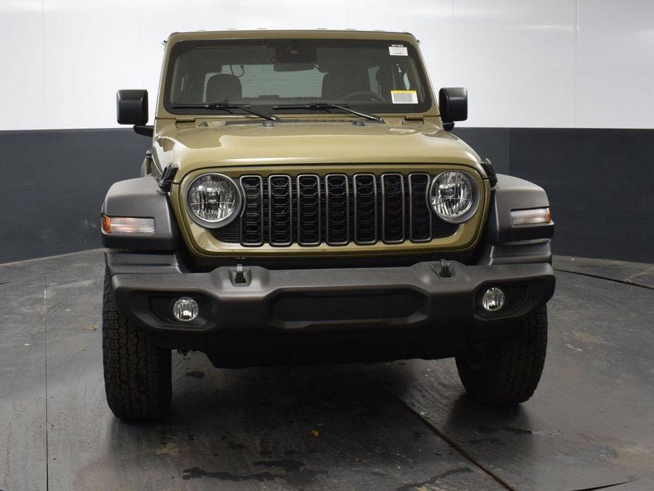 new 2025 Jeep Wrangler car, priced at $39,337