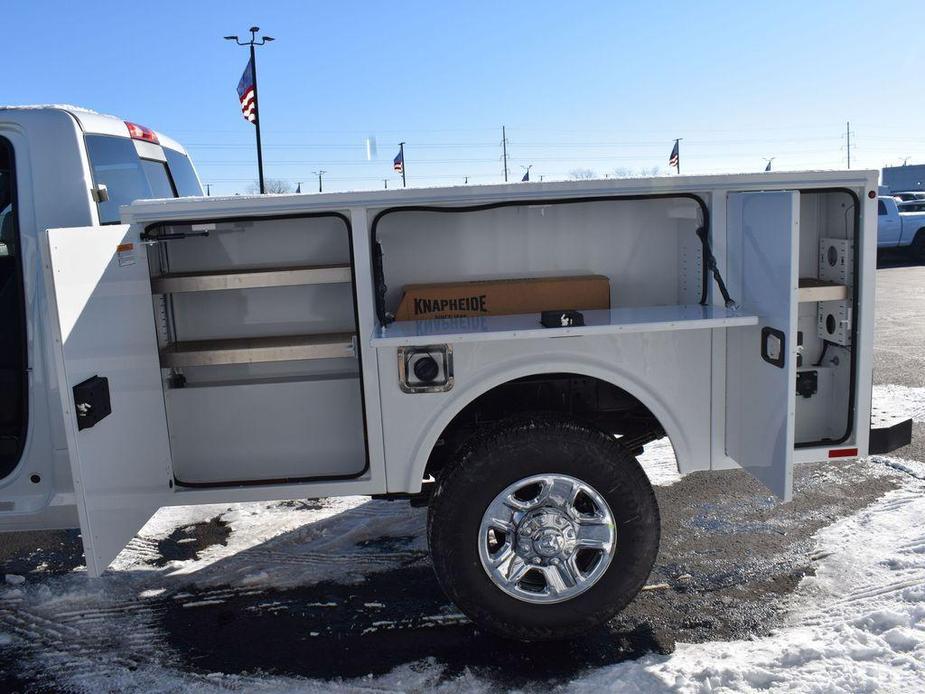 new 2024 Ram 3500 car, priced at $61,366