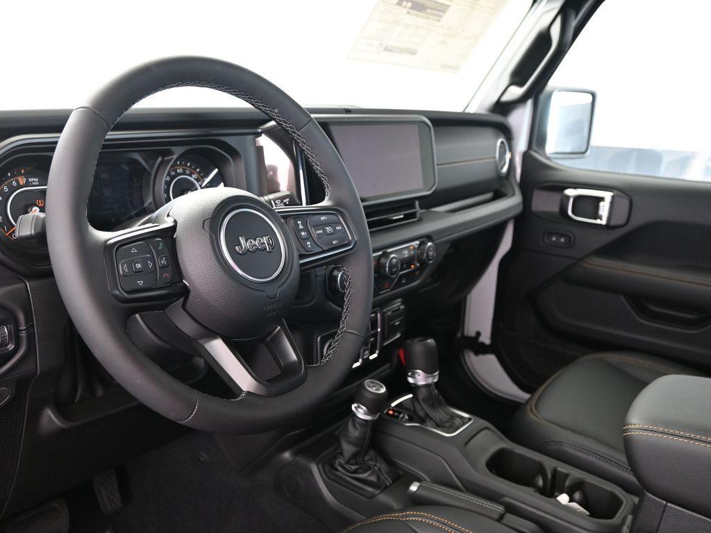 new 2025 Jeep Gladiator car, priced at $45,117