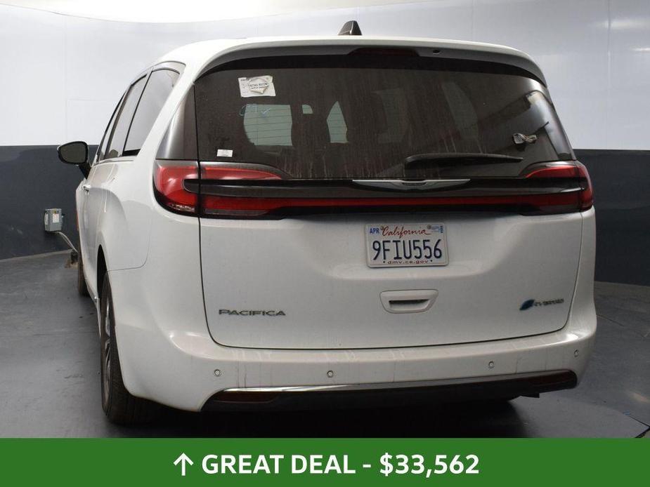 used 2023 Chrysler Pacifica Hybrid car, priced at $33,562