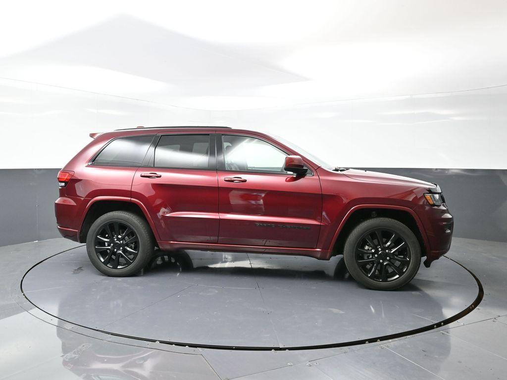 used 2018 Jeep Grand Cherokee car, priced at $22,286
