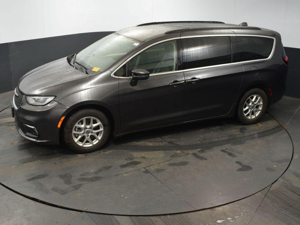 used 2022 Chrysler Pacifica car, priced at $21,089