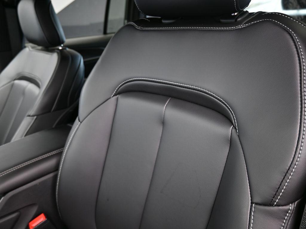 new 2025 Jeep Grand Cherokee car, priced at $48,755