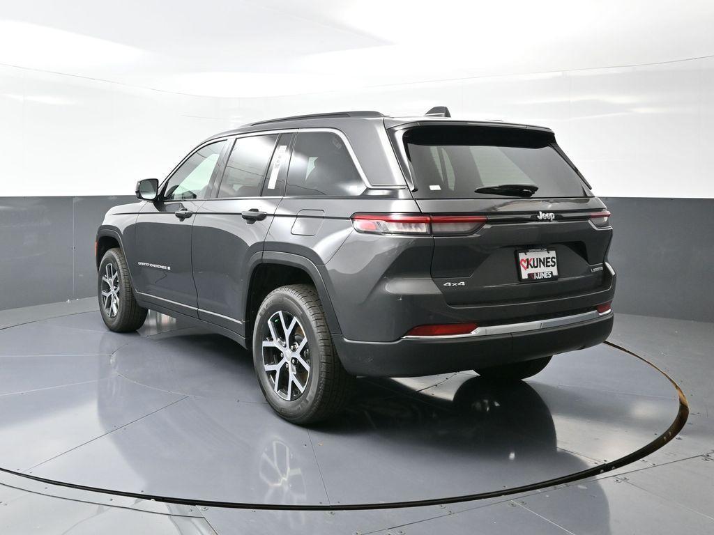 new 2025 Jeep Grand Cherokee car, priced at $48,755