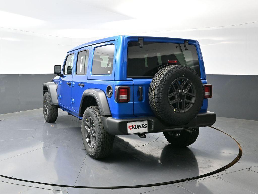 new 2026 Jeep Wrangler car, priced at $51,556