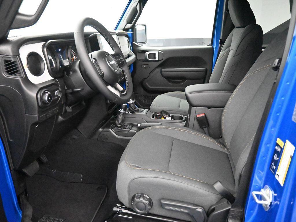 new 2026 Jeep Wrangler car, priced at $51,556