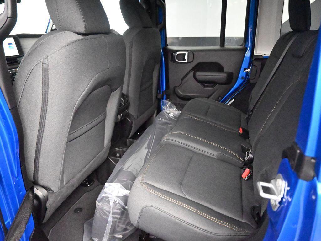 new 2026 Jeep Wrangler car, priced at $51,556