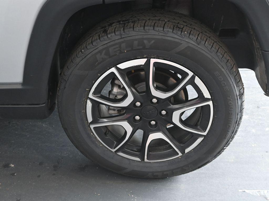 used 2024 Jeep Compass car, priced at $27,058