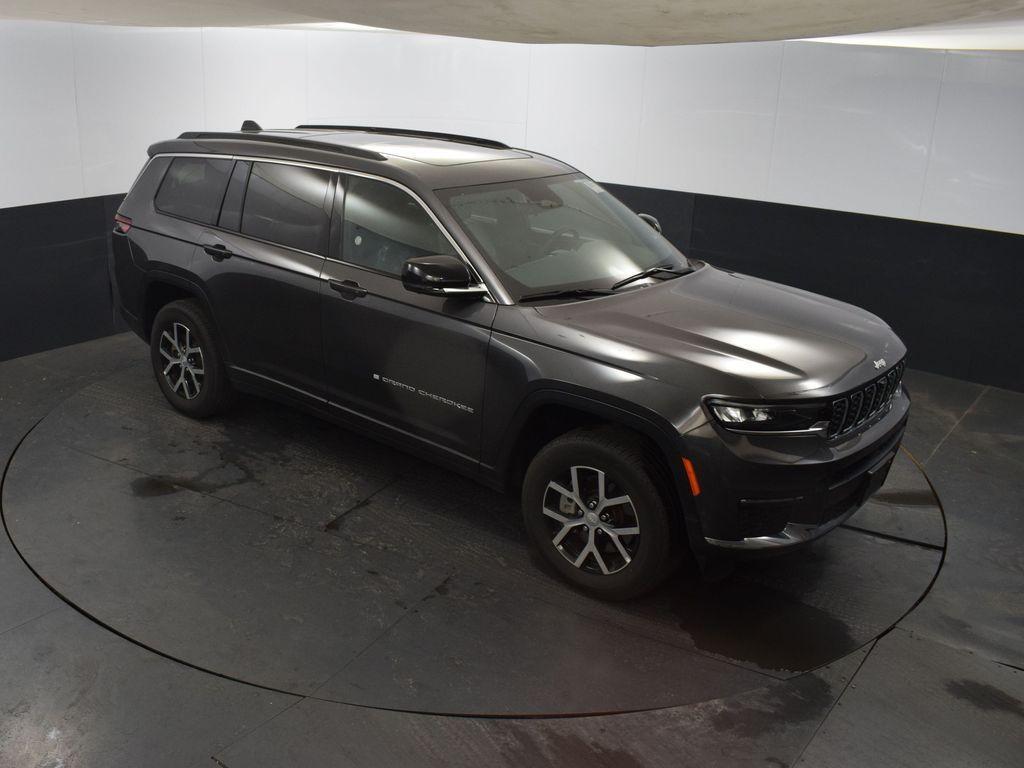 used 2024 Jeep Grand Cherokee L car, priced at $40,295