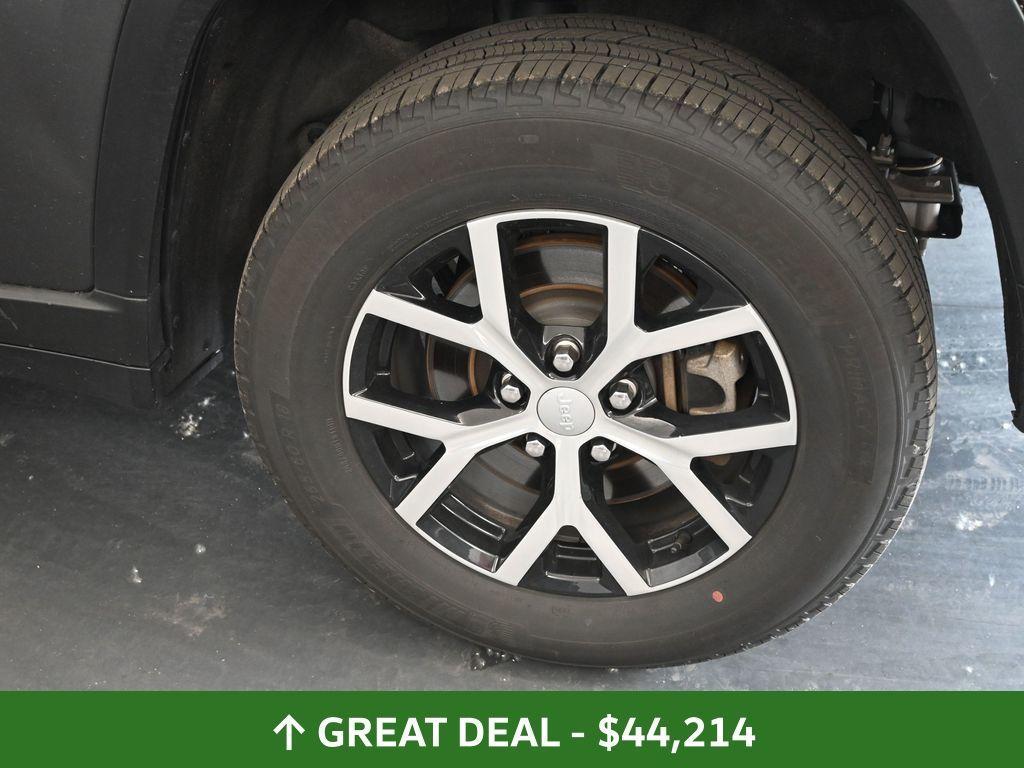 used 2024 Jeep Grand Cherokee L car, priced at $44,214