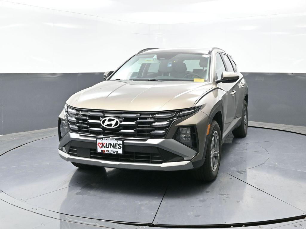 used 2025 Hyundai TUCSON Hybrid car, priced at $24,008